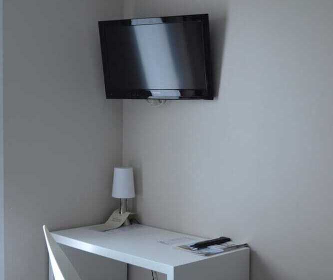 Brit Hotel Les Alizes