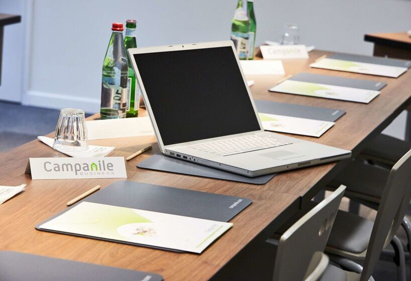 Отель Campanile Nancy Centre Gare