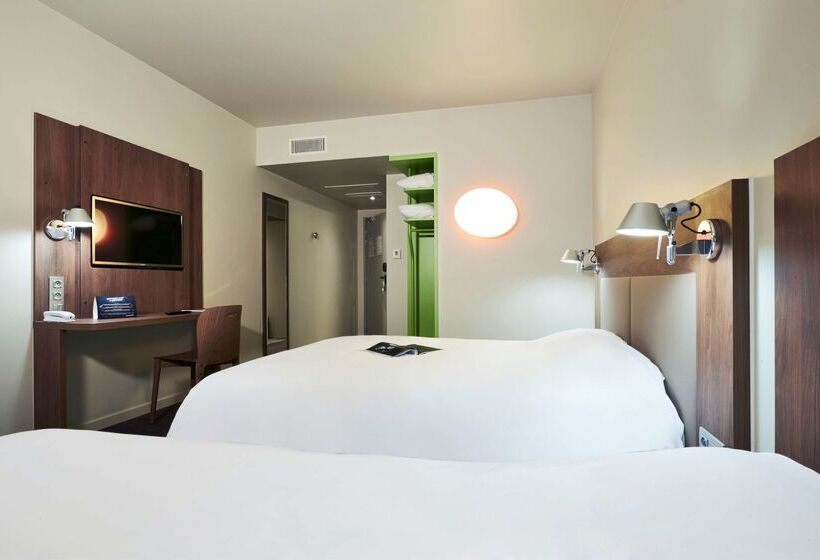 Отель Campanile Nancy Centre Gare