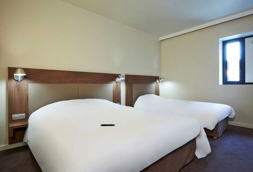 Отель Campanile Nancy Centre Gare