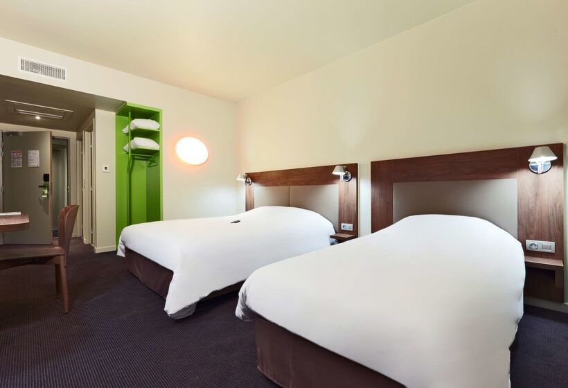 Отель Campanile Nancy Centre Gare