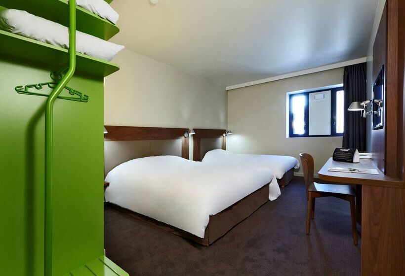 Отель Campanile Nancy Centre Gare