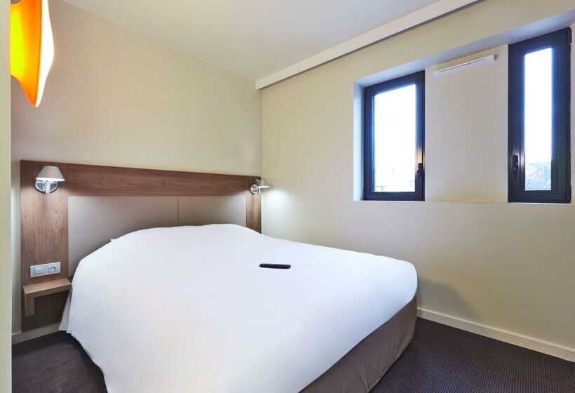 Отель Campanile Nancy Centre Gare