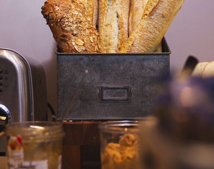 Отель Campanile Nancy Centre Gare