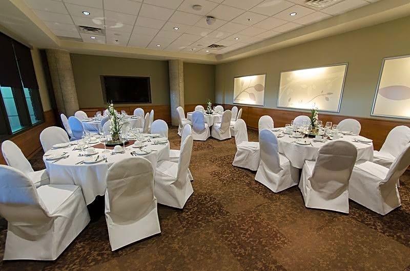 فندق Canad Inns Health Sciences Centre