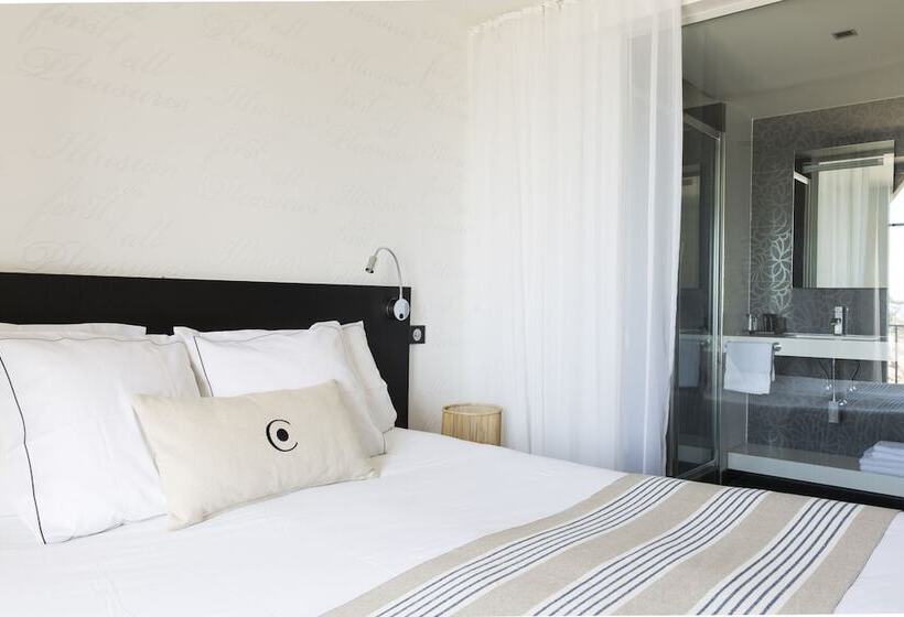 هتل Castel Beau Site