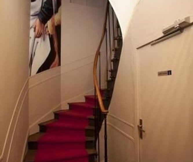 هتل Cecyl Reims Centre