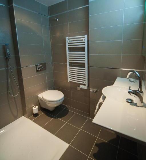 בית מלון כפרי Central