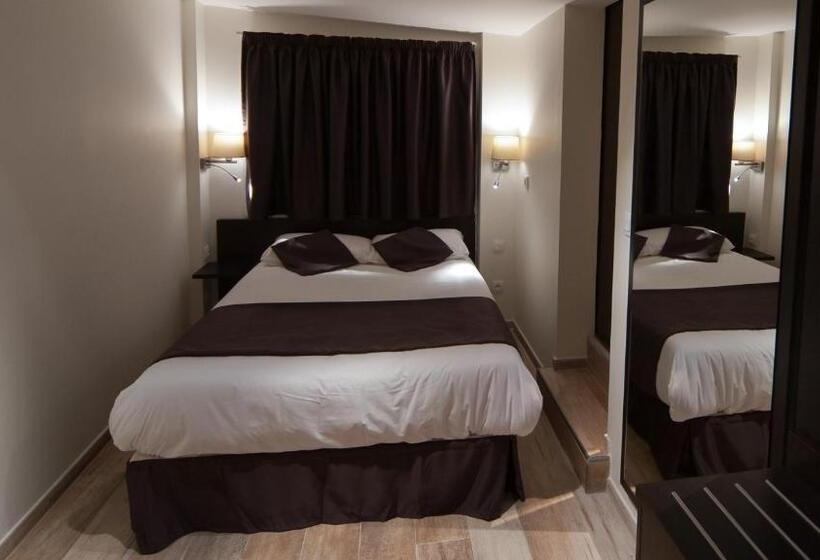 בית מלון כפרי Central