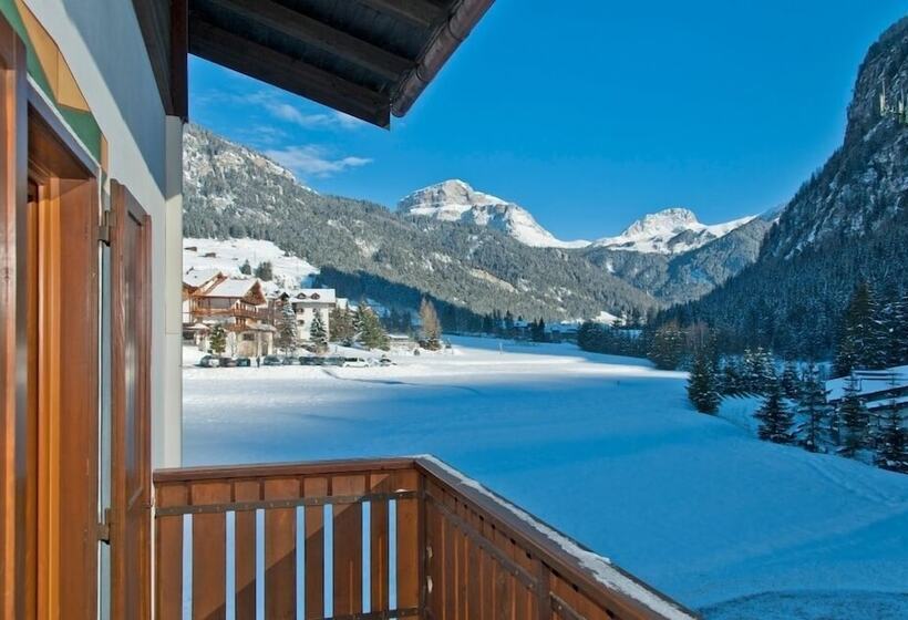 בית מלון כפרי Cesa Edelweiss