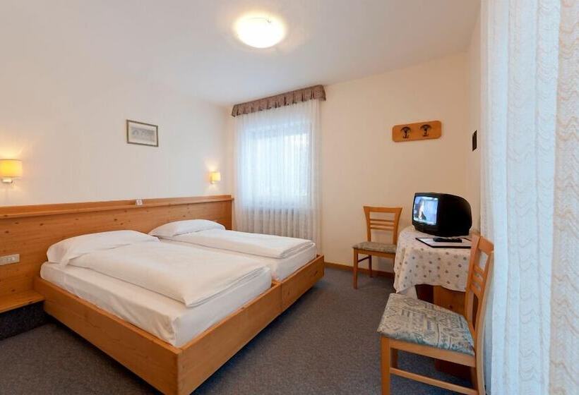 בית מלון כפרי Cesa Edelweiss