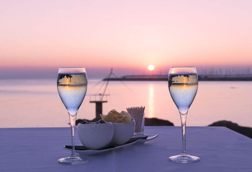 酒店 Chateau Des Tourelles, Thalasso Et Piscine D Eau De Mer Chauffee