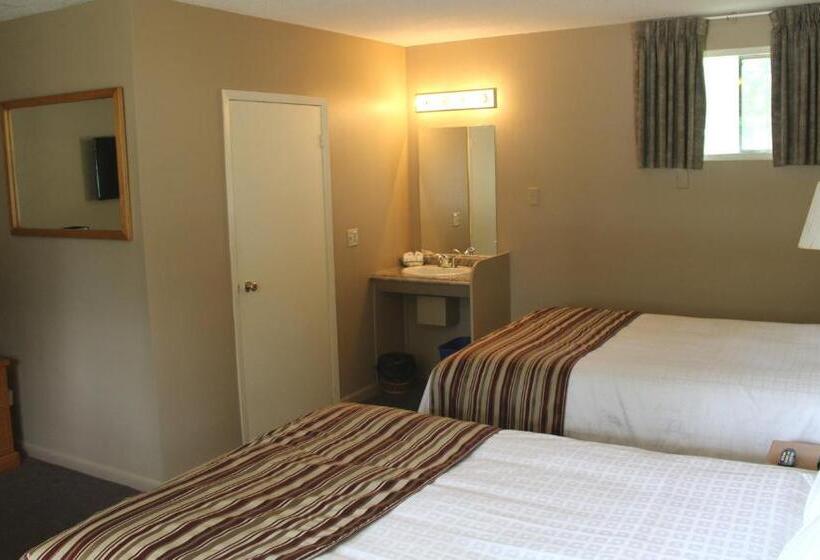 فندق Colonial Resort1000islands