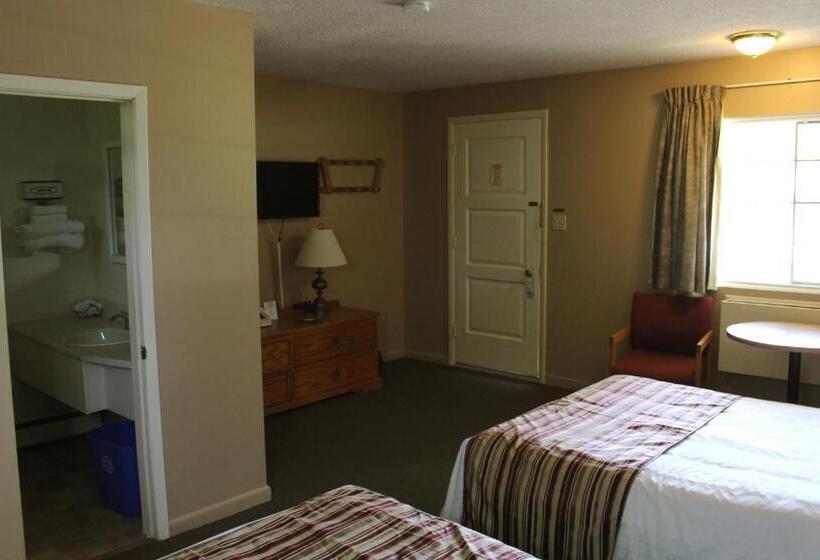 فندق Colonial Resort1000islands