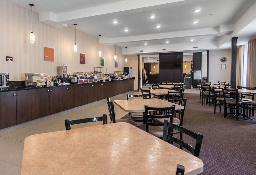 فندق Comfort Inn & Suites