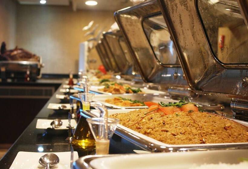 Copthorne Hotel Sharjah