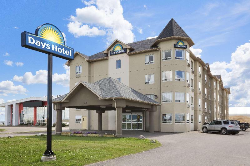 فندق Days Inn By Wyndham Bonnyville
