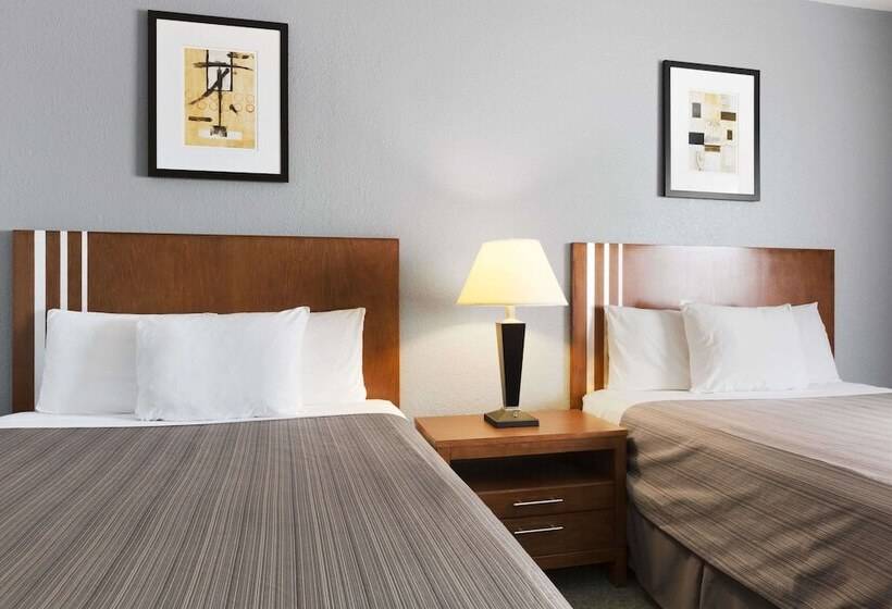 فندق High Prairie Inn