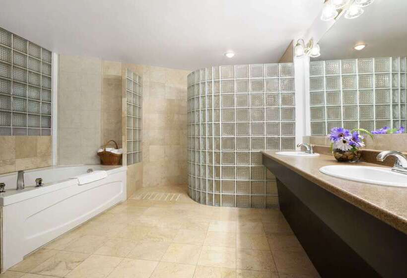 فندق Days Inn & Suites By Wyndham North Bay Downtown