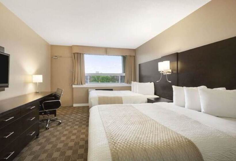 فندق Days Inn & Suites By Wyndham North Bay Downtown