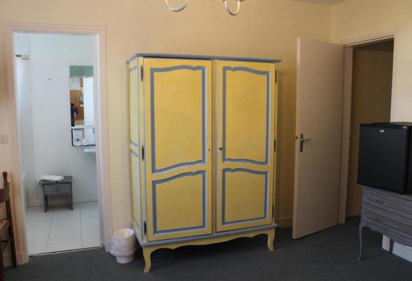 בית מלון כפרי De La Mer