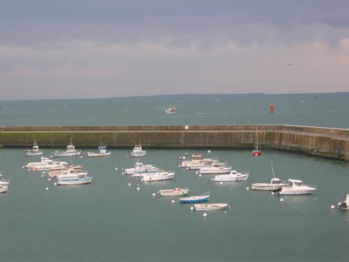 בית מלון כפרי De La Mer