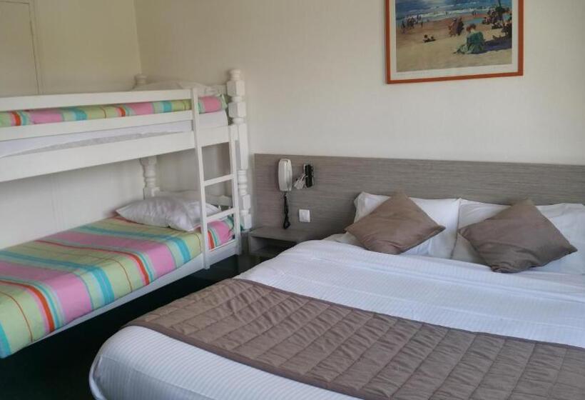 בית מלון כפרי De La Mer