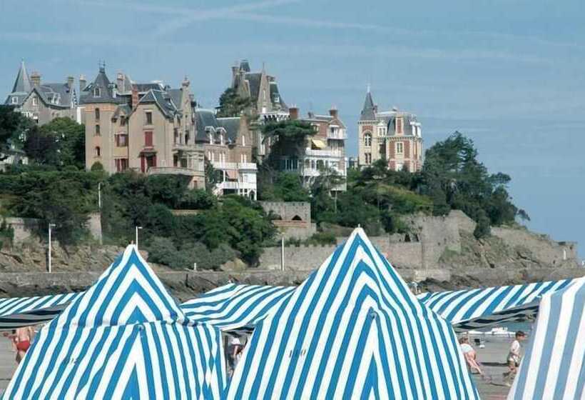 فندق De La Plage