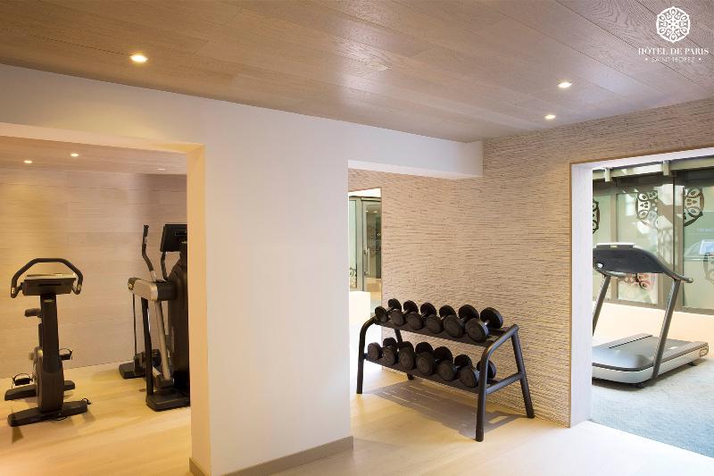 בית מלון כפרי De Paris Sainttropez