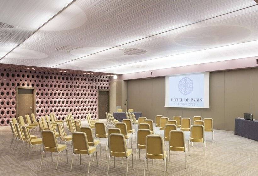 בית מלון כפרי De Paris Sainttropez