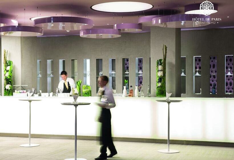 בית מלון כפרי De Paris Sainttropez