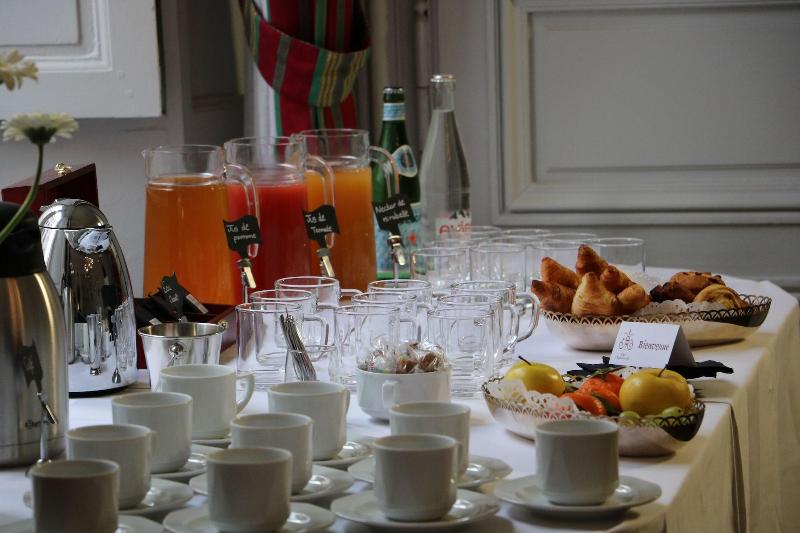 هتل D'haussonville