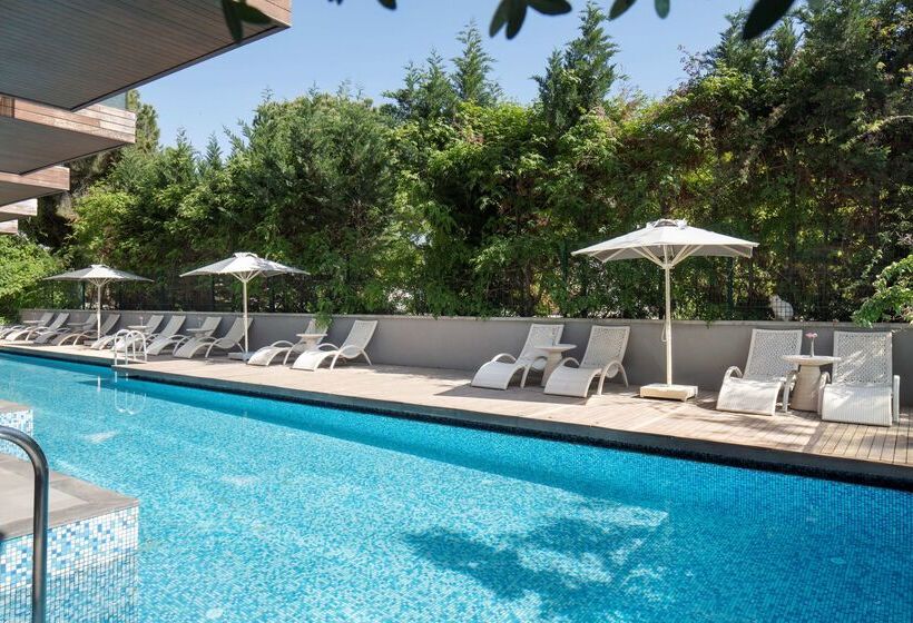 호텔 Doubletree By Hilton Kusadasi Special Class