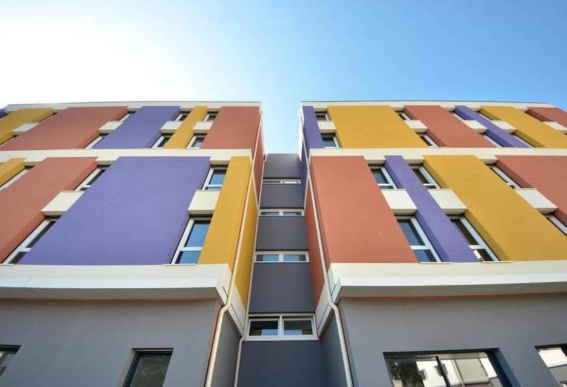 호텔 Eastlodge Lyon Est Eurexpo