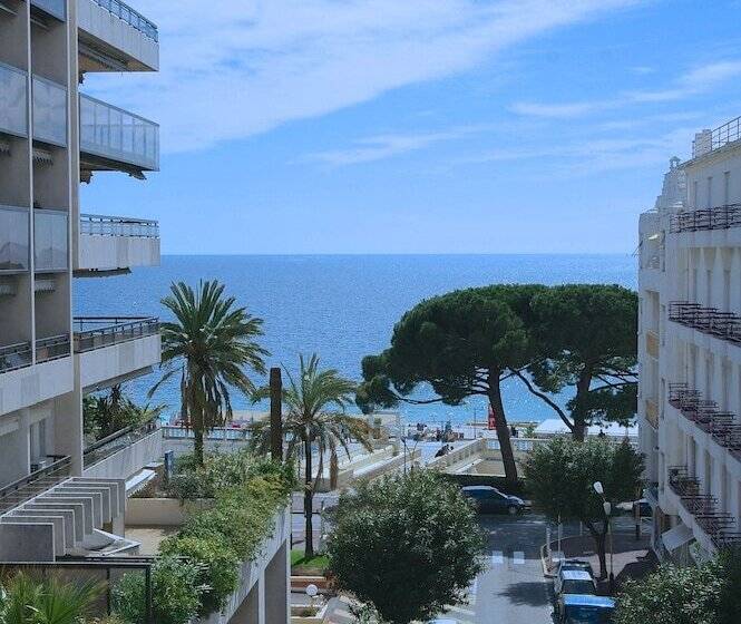 فندق Eden  La Baigneuse