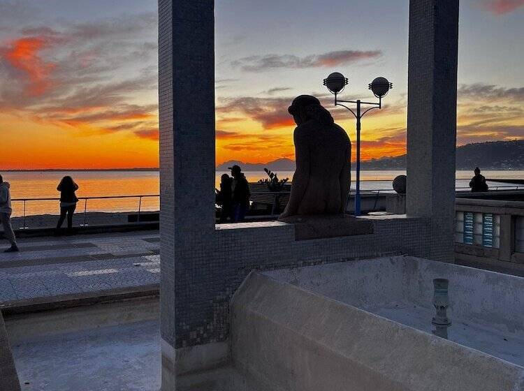 فندق Eden  La Baigneuse