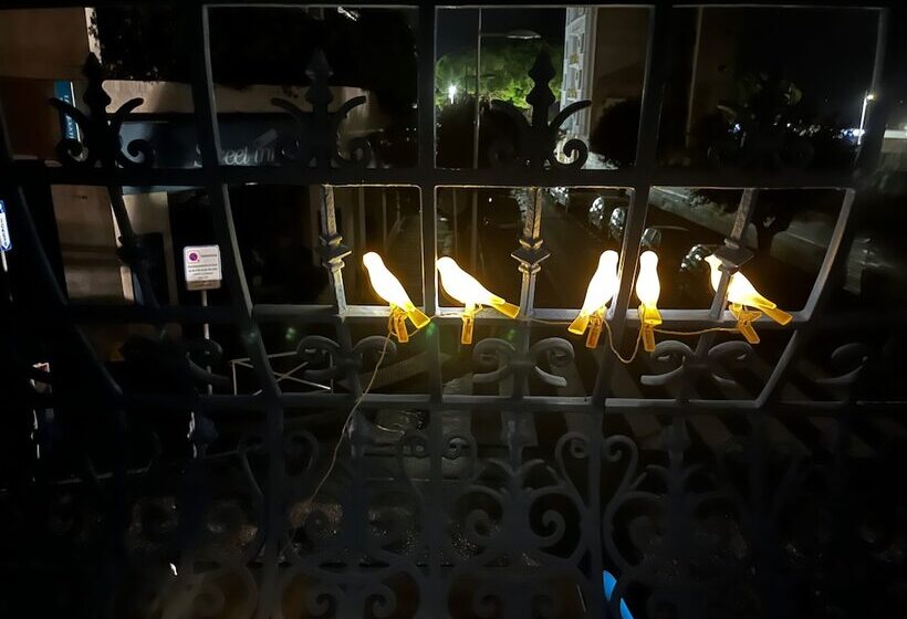 Отель Eden  La Baigneuse