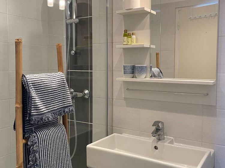 فندق Eden  La Baigneuse