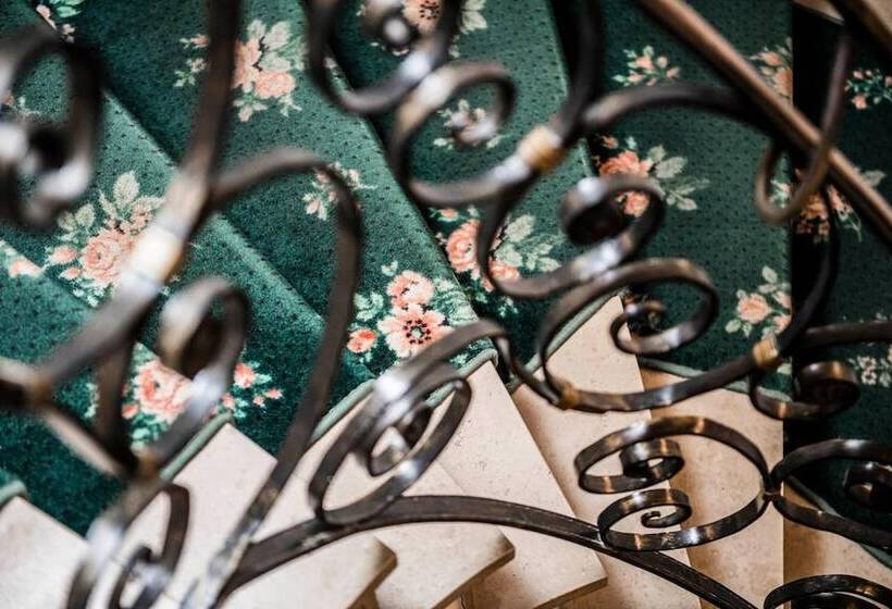 ホテル Eva,garden