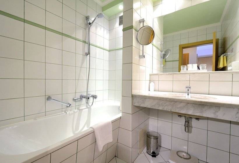 ホテル Eva,garden