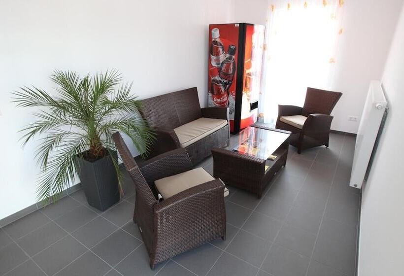 ホテル Fair Price