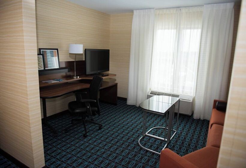 فندق Fairfield Inn & Suites By Marriott Moncton