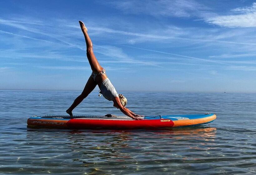 בית מלון כפרי Feels Beach Club