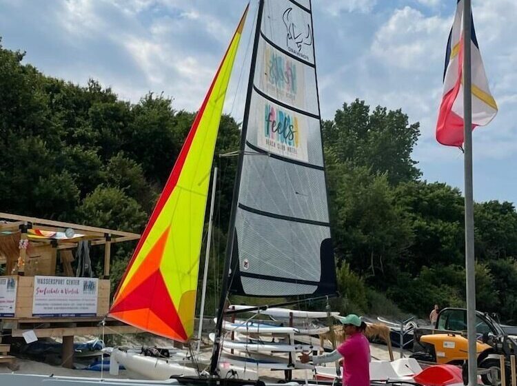 בית מלון כפרי Feels Beach Club