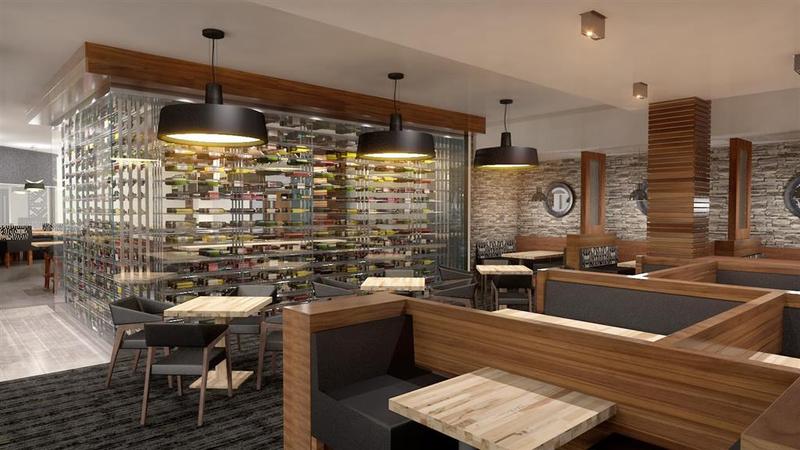 فندق Four Points By Sheraton Kelowna Airport