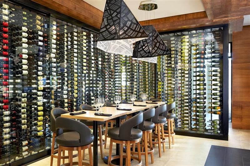 فندق Four Points By Sheraton Kelowna Airport