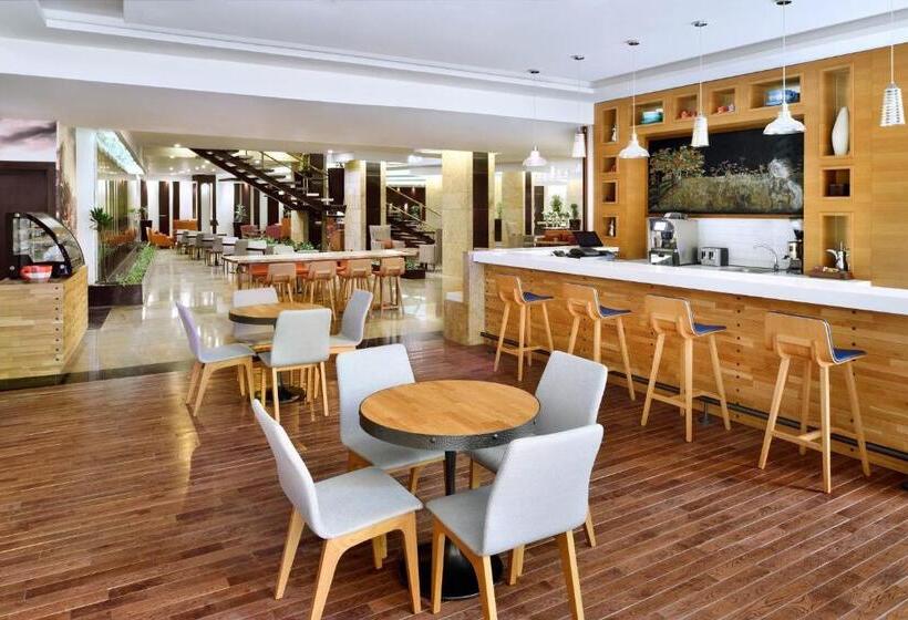 בית מלון כפרי Four Points By Sheraton Riyadh Khaldia