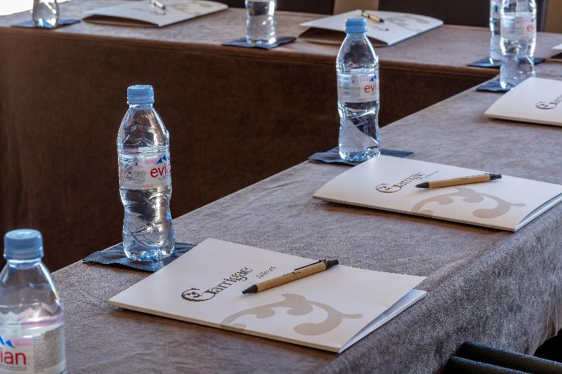 Garrigae Distillerie De Pezenas   Hotellerie & Spa