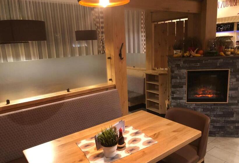 酒店 Gasthof Menüwirt