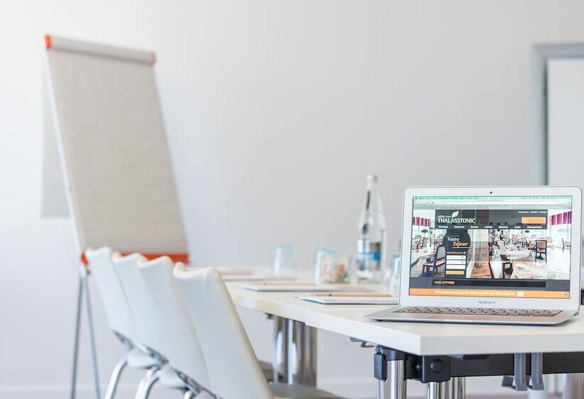 בית מלון כפרי Hôtel Valdys Thalasso & Spa   Beau Rivage